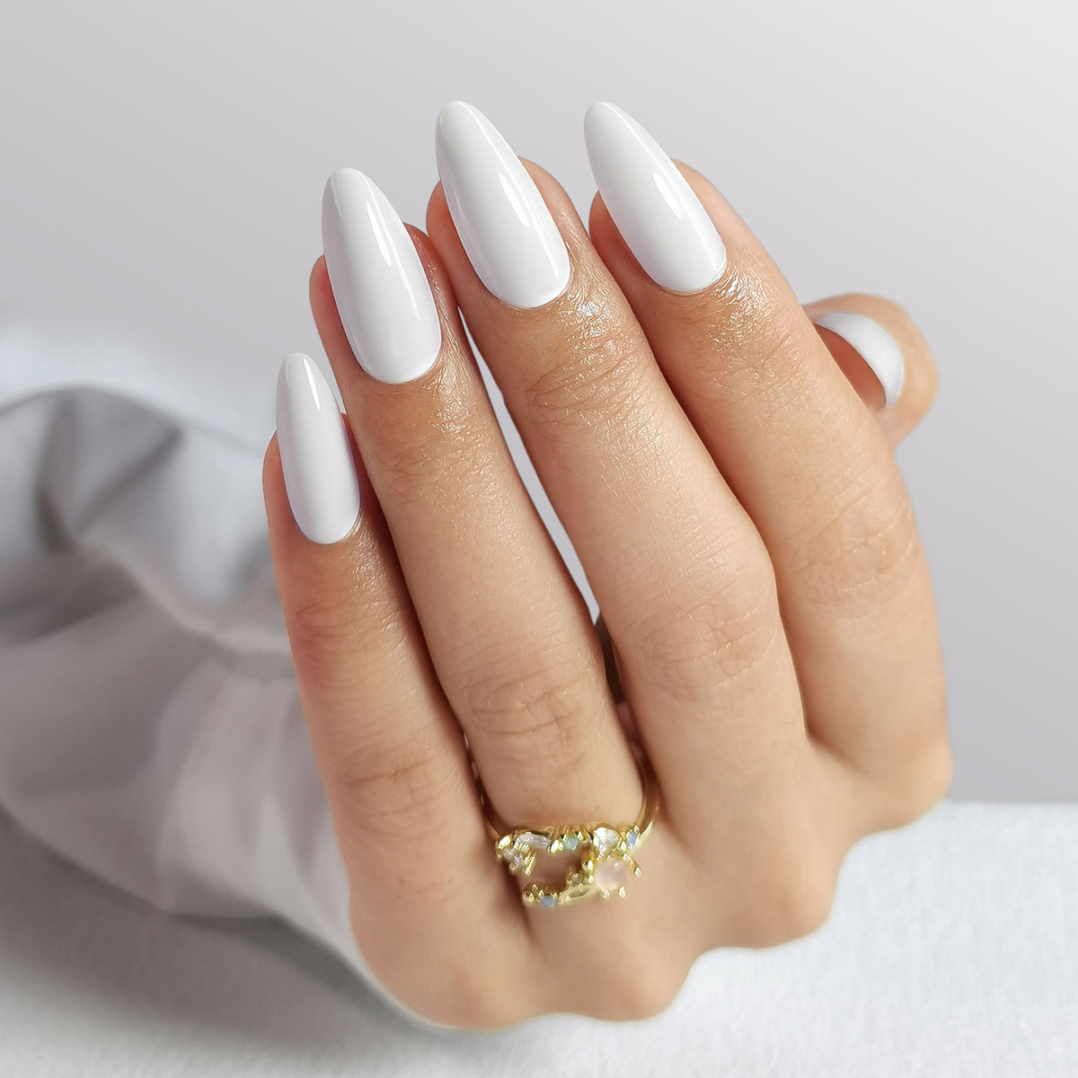 Sails at Dawn Press-On Gel Nails